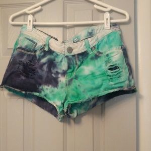 Dip dye shorts